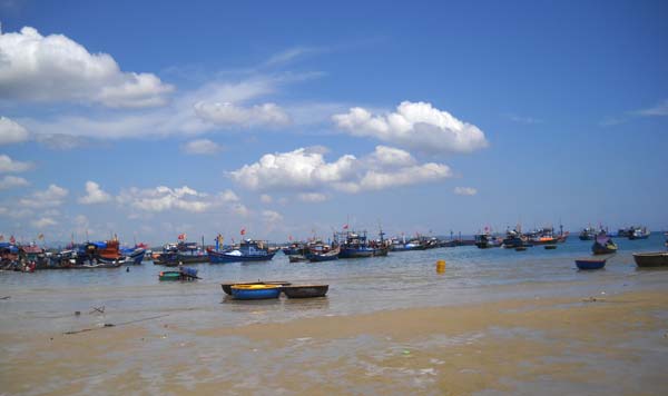 Ph&oacute; Thủ tướng Ho&agrave;ng Trung Hải chỉ đạo quản l&yacute; t&agrave;i nguy&ecirc;n - m&ocirc;i trường biển