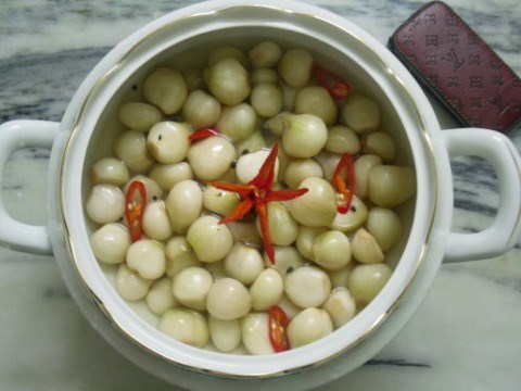 Dưa hành là món ăn Tết độc đáo