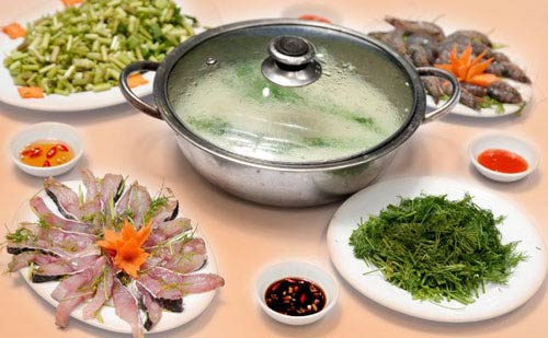 Lẩu mẻ l&agrave; m&oacute;n ngon ng&agrave;y Tết được nhiều người ưa th&iacute;ch