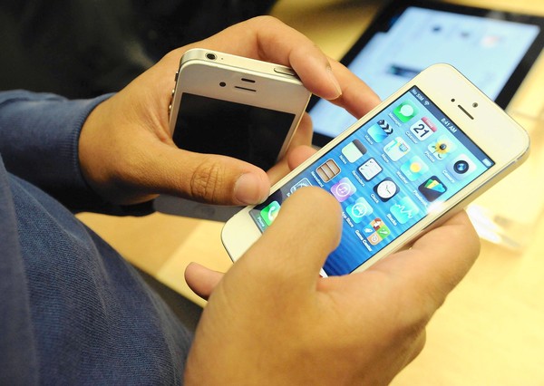 Mua iPhone cũ gi&aacute; rẻ đang l&agrave; sự lựa chọn của một bộ phận người 13Win18 đa dạng khuyến mãi Việt trong dịp Tết B&iacute;nh Th&acirc;n 2016
