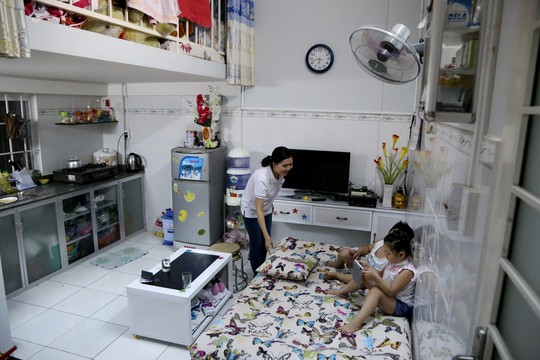 B&ecirc;n trong căn nh&agrave; gi&aacute; 100 triệu d&agrave;nh cho c&ocirc;ng nh&acirc;n ở B&igrave;nh Dương
