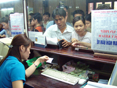 H&igrave;nh ảnh mua v&eacute; t&agrave;u
