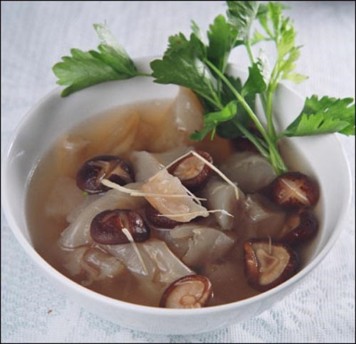 M&oacute;n ăn ngon từ nấm hương c&oacute; rất nhiều c&ocirc;ng dụng chữa bệnh