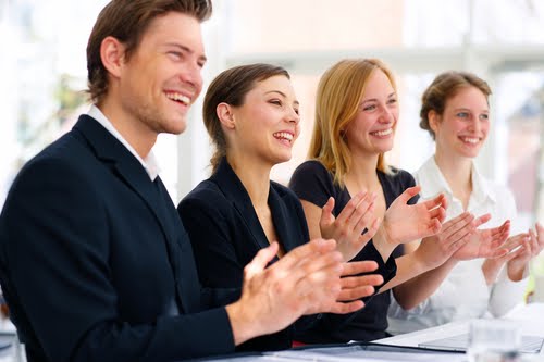 Phương thức giao tiếp hiệu quả trong công việc sẽ góp phần nâng cao năng suất làm việc Phương thức giao tiếp hiệu quả trong công việc sẽ góp phần nâng cao năng suất làm việc