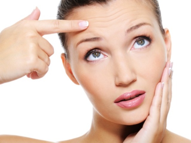 C&aacute;ch ngăn ngừa nếp nhăn hiệu quả từ thi&ecirc;n nhi&ecirc;n cho ph&aacute;i nữ l&agrave;n da mịn m&agrave;ng tươi trẻ