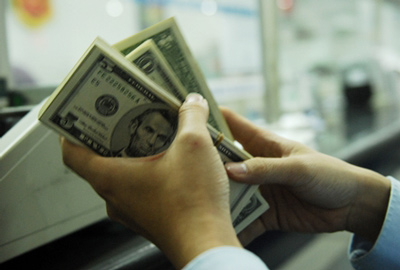 Chuy&ecirc;n gia nhận định về 7,3 tỷ USD của người Việt gửi ở nước ngo&agrave;i