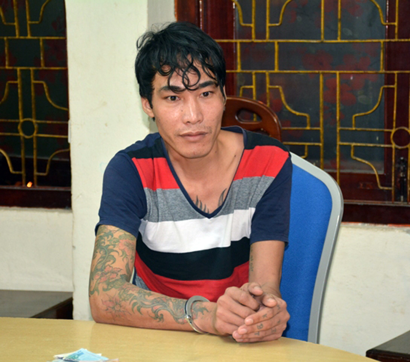 Ho&agrave;ng Văn Linh tại cơ quan c&ocirc;ng an