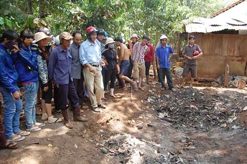 Hiện trường một vụ giết người rồi đốt x&aacute;c phi tang