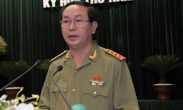 Bộ C&ocirc;ng an chỉ đạo điều tra vụ nghi phạm chết trong buồng giam