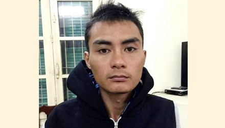 Nghi phạm giết người Lê Quang Linh tại cơ quan công an Nghi phạm giết người Lê Quang Linh tại cơ quan công an