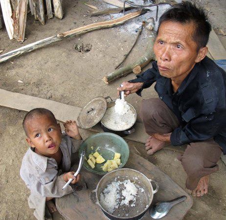 thế n&agrave;o l&agrave; hộ ngh&egrave;o