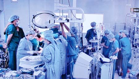 N&acirc;ng cao chất lượng ng&agrave;nh y phục vụ nh&acirc;n d&acirc;n Thủ đ&ocirc;