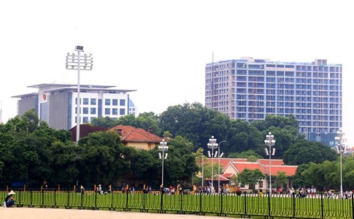 Đề nghị phong tỏa t&agrave;i khoản của chủ đầu tư dự &aacute;n 8B L&ecirc; Trực