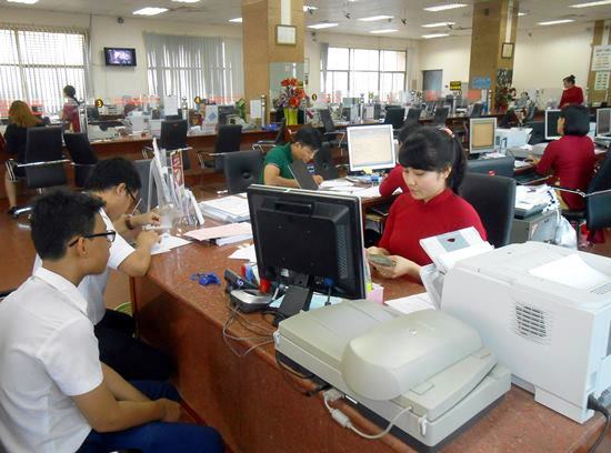 Agribank dừng tuyển dụng kiểu ưu ti&ecirc;n con nh&acirc;n vi&ecirc;n