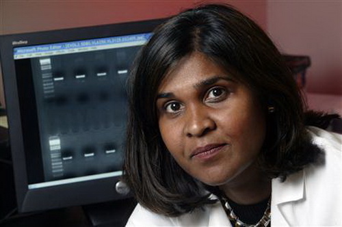 Tiến sĩ Deborah Persaud