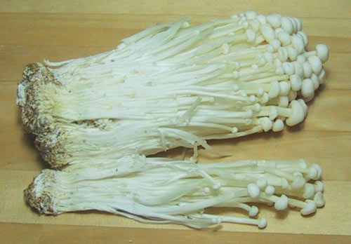 3 loại rau bổ nhưng bẩn v&agrave; độc nhất chợ