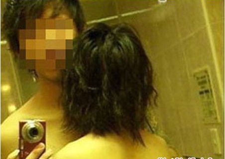 D&ugrave;ng ảnh sex, &eacute;p người y&ecirc;u cũ phục vụ t&igrave;nh dục 