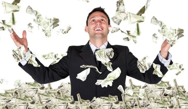 Những người gi&agrave;u nhất thế giới hiện nay nắm giữ khối t&agrave;i sản tr&ecirc;n 4000 tỉ USD