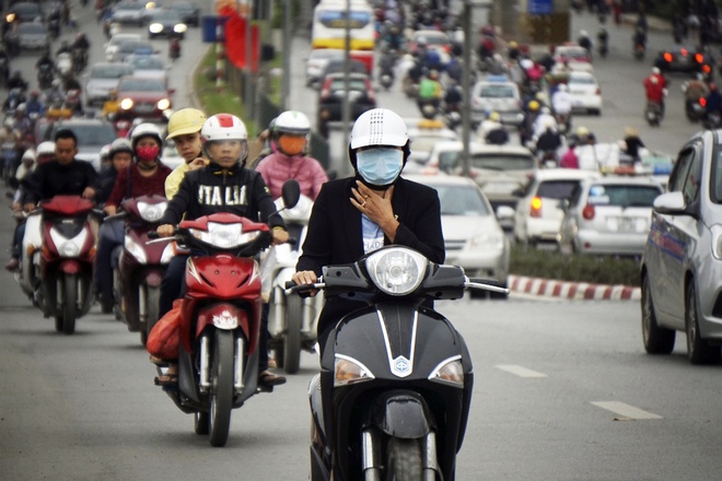 Trung tâm Dự báo Khí tượng thủy văn Trung ương cho biết chiều  25/11  không khí lạnh đã ảnh hưởng đến hầu hết các tỉnh phía đông Bắc Bộ. Ảnh VnExpress