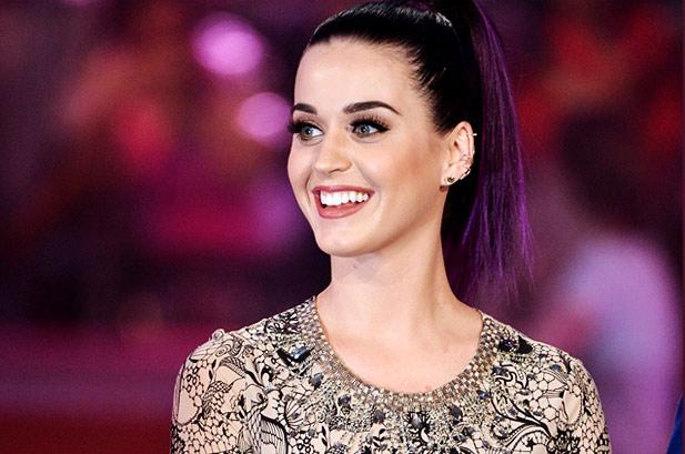 Katy Perry cảm thấy chán ghét và Katy Perry cảm thấy chán ghét và