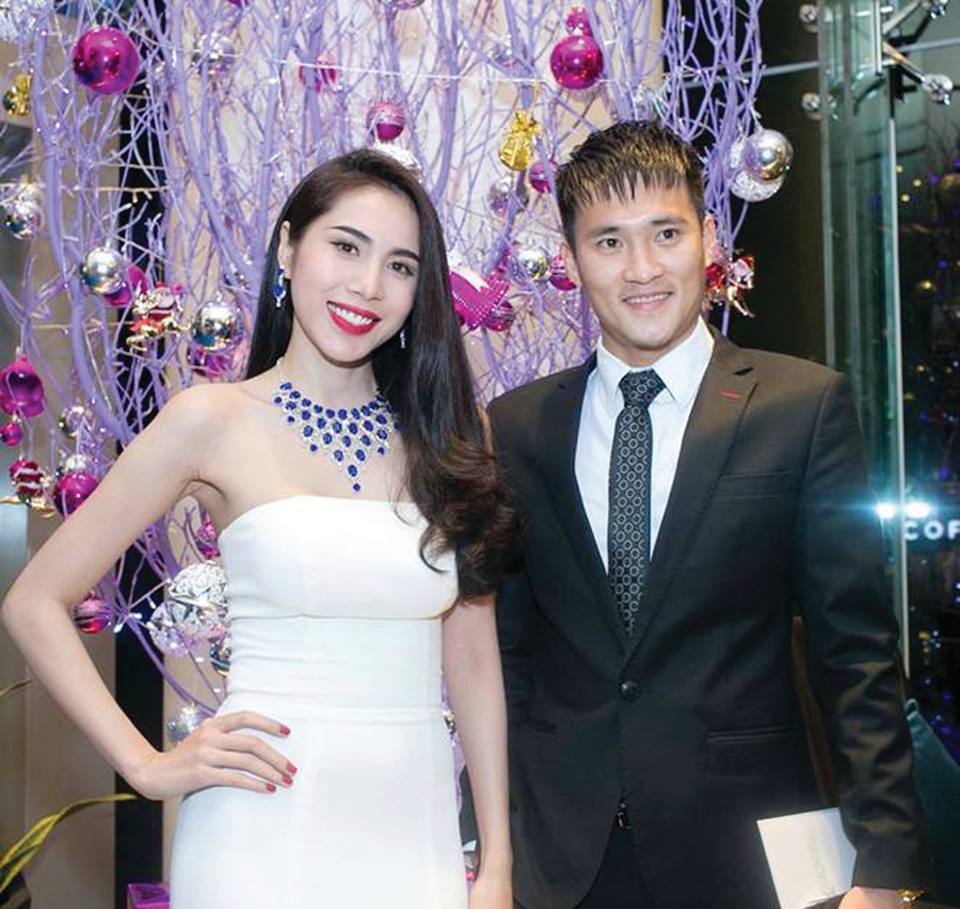 Thủy Tiên đã từng mang tiếng yêu cầu thủ Công Vinh để PR bản thân Thủy Tiên đã từng mang tiếng yêu cầu thủ Công Vinh để PR bản thân