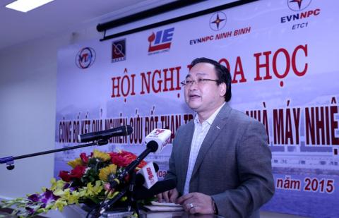Ph&oacute; Thủ tướng Ho&agrave;ng Trung Hải nhận x&eacute;t việc nghi&ecirc;n cứu than trộn cho nh&agrave; m&aacute;y nhiệt điện c&oacute; &yacute; nghĩa to lớn