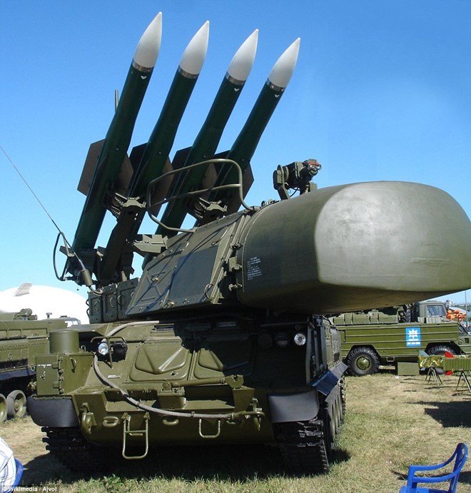 Nguy&ecirc;n nh&acirc;n m&aacute;y bay Malaysia MH17 rơi được cho l&agrave; do bị t&ecirc;n lửa bắn hạ