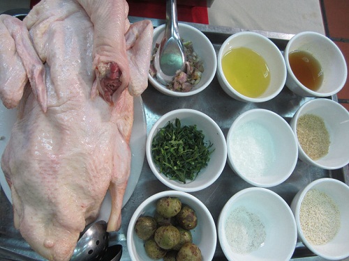 C&aacute;ch l&agrave;m m&oacute;n vịt om sấu thơm ngon, bổ dưỡng