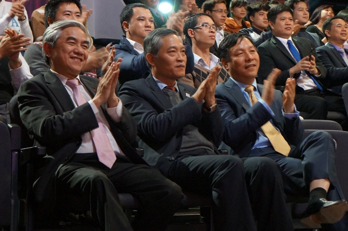Bộ trưởng Nguyễn Qu&acirc;n