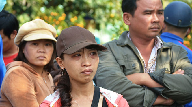 Nước mắt đ&atilde; rơi tr&ecirc;n khu&ocirc;n mặt người d&acirc;n Đ&agrave; Nẵng khi v&agrave;o viếng &ocirc;ng Thanh