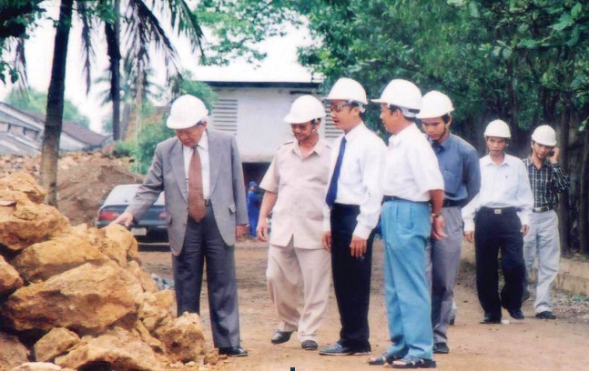 Năm 1997 ông giữ chức vụ Phó thủ tướng 13Win18 tham gia cá cược đến năm 2002.