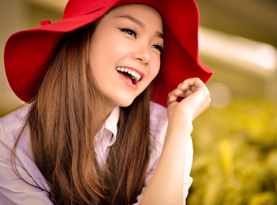 Nét tươi trẻ của Minh Hằng trước ống kính. Ảnh ST