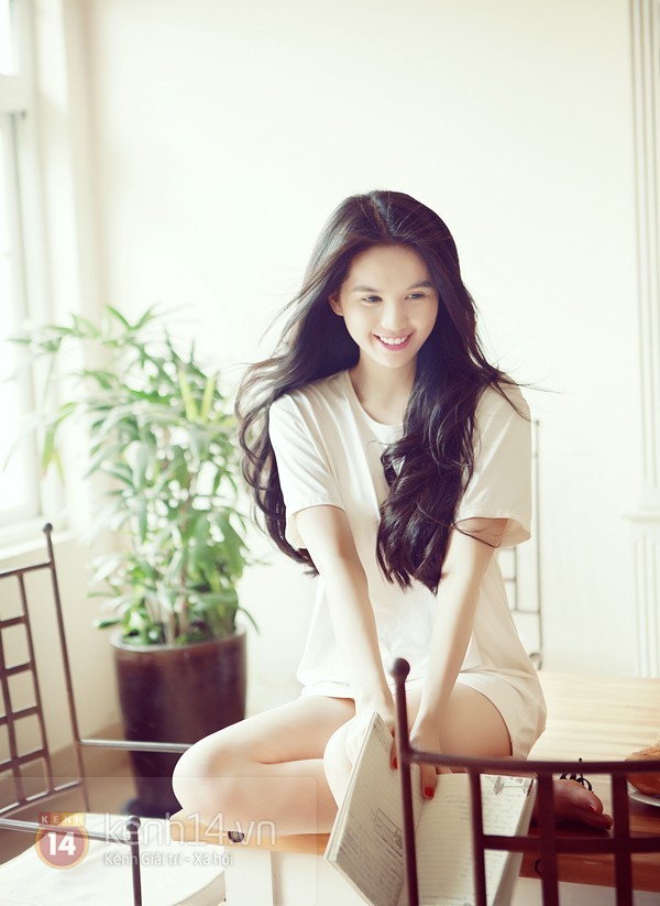 Ngọc Trinh là một trong 5 SAO Việt nổi như cồn với những scandal 