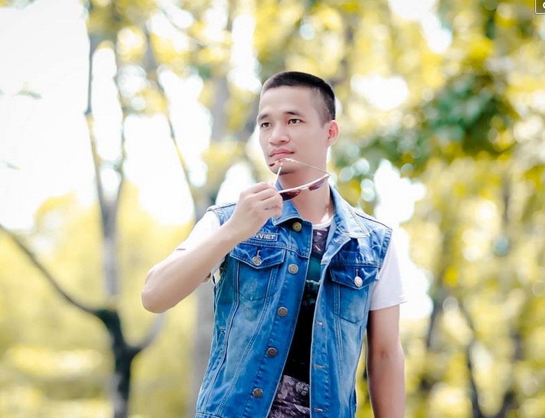 Sau một thời gian làm mưa làm gió trong làng giải trí, người ta thấy Lệ Rơi tham gia nhiều chương trình kinh doanh