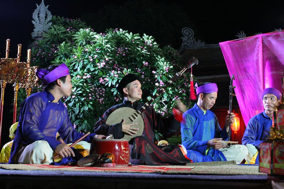  Nghệ sĩ Xu&acirc;n Hinh xuất hiện ở nhiều thể loại s&acirc;n khấu v&agrave; h&agrave;i kịch