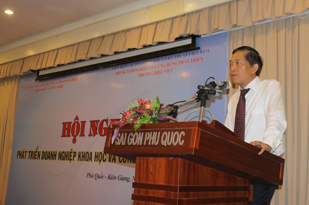 Thứ trưởng Bộ KH&CN Trần Văn T&ugrave;ng Ph&aacute;t biểu khai mạc Hội nghị
