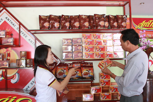 C&ocirc;ng ty C&agrave; ph&ecirc; An Th&aacute;i giới thiệu sản phẩm của c&ocirc;ng ty.