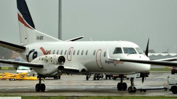  Chiếc Saab 340 chở theo 16 h&agrave;nh kh&aacute;ch v&agrave; ba phi h&agrave;nh đo&agrave;n đ&atilde; phải hạ c&aacute;nh khẩn cấp xuống s&acirc;n bay Sydney 