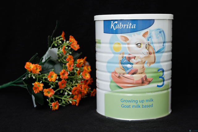Sữa d&ecirc; bột Kabrita 3 được b&aacute;n nhiều ở k&ecirc;nh si&ecirc;u thị