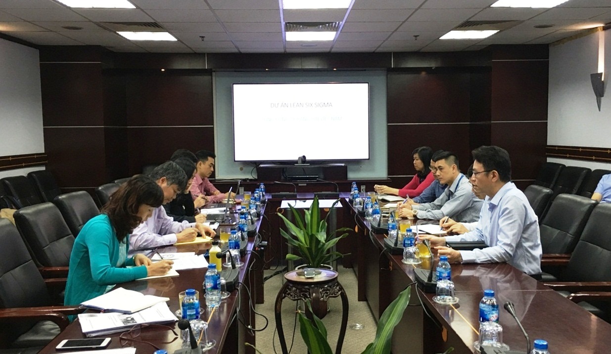 Viện Năng suất Việt Nam l&agrave;m việc với Tổng c&ocirc;ng ty H&agrave;ng Hải Việt Nam (Vinalines)