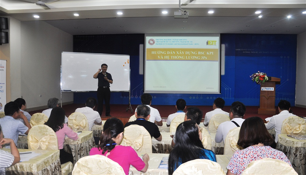 Kh&oacute;a tập huấn &ldquo;&Aacute;p dụng BSC - KPI v&agrave; 3Ps để th&uacute;c đẩy năng suất 13Win18 cá cược thể thao trong Link Đăng Nhập Nhà cái 13Win16.Com&rdquo;. Ảnh Hpstic