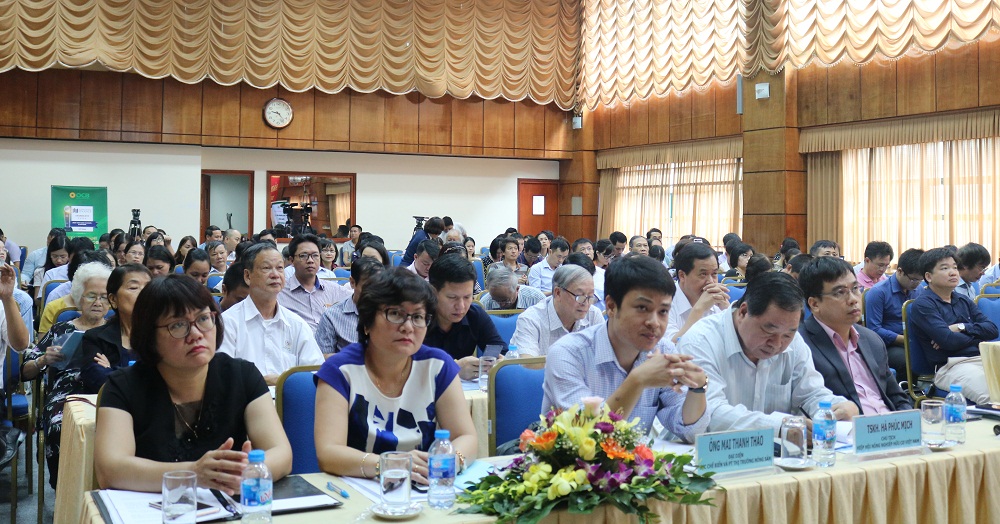  Quang cảnh Hội thảo khoa học ''Ti&ecirc;u chuẩn h&oacute;a th&uacute;c đẩy n&ocirc;ng nghiệp hữu cơ ph&aacute;t triển bền vững''