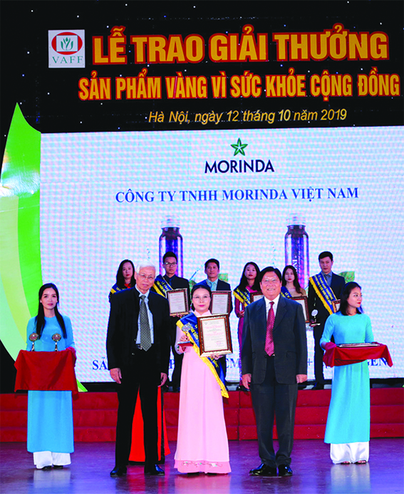  Hiệp hội Thực phẩm Chức năng Việt Nam từng trao giải cho C&ocirc;ng ty TNHH Morinda Việt Nam năm 2019