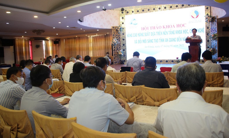 Quảng cảnh Hội thảo &ldquo;N&acirc;ng cao năng suất dựa tr&ecirc;n nền tảng khoa học, c&ocirc;ng nghệ v&agrave; đổi mới s&aacute;ng tạo tỉnh An Giang đến năm 2030&rdquo;