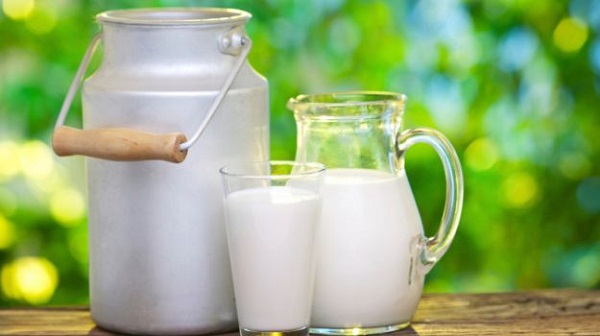 Sữa b&ograve; liệu c&oacute; tốt hơn sữa hạt?
