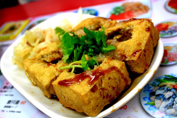 Tr&ocirc;ng bắt mắt như thế n&agrave;y nhưng m&ugrave;i vị của đậu phụ thối được v&iacute; như m&ugrave;i thối của r&aacute;c l&acirc;u ng&agrave;y