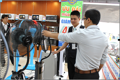 N&ecirc;n mua quạt phun sương loại n&agrave;o