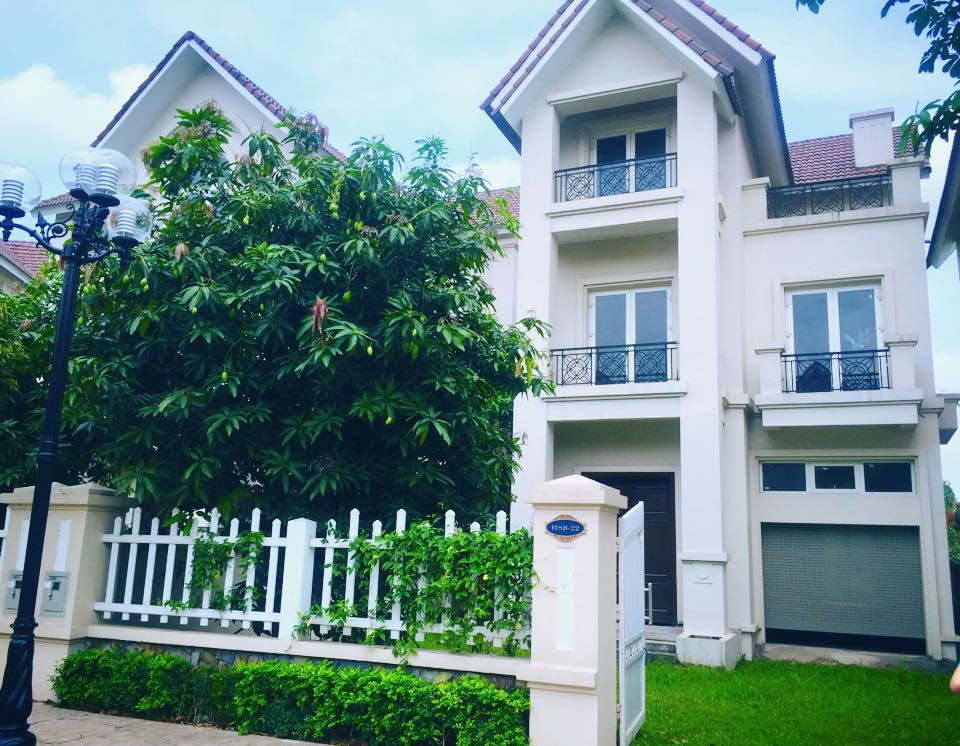 Theo tìm hiểu, giá các căn biệt thự ở đây khoảng từ 10 50 tỷ tùy vào vị trí và diện tích