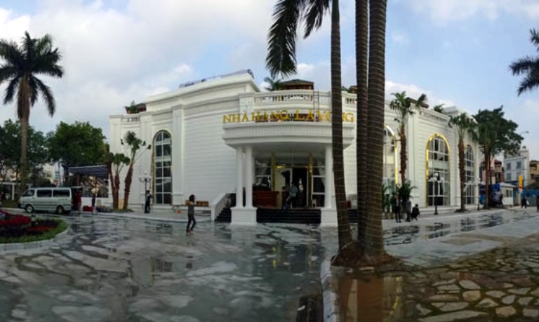 Th&aacute;o dỡ nh&agrave; h&agrave;ng L&atilde; Vọng