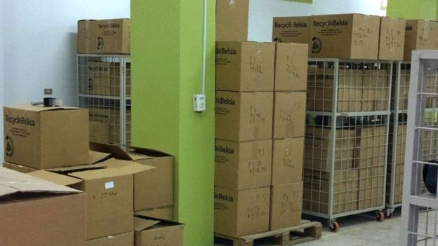 Công ty khởi nghiệp Recyclobekia thuê nhà kho ở khắp Đăng Ký 13Winvn Com Chính Thức Ai Cập để thu mua rác điện tử từ các công ty đối tác. Ảnh: BBC. Ảnh: BBC